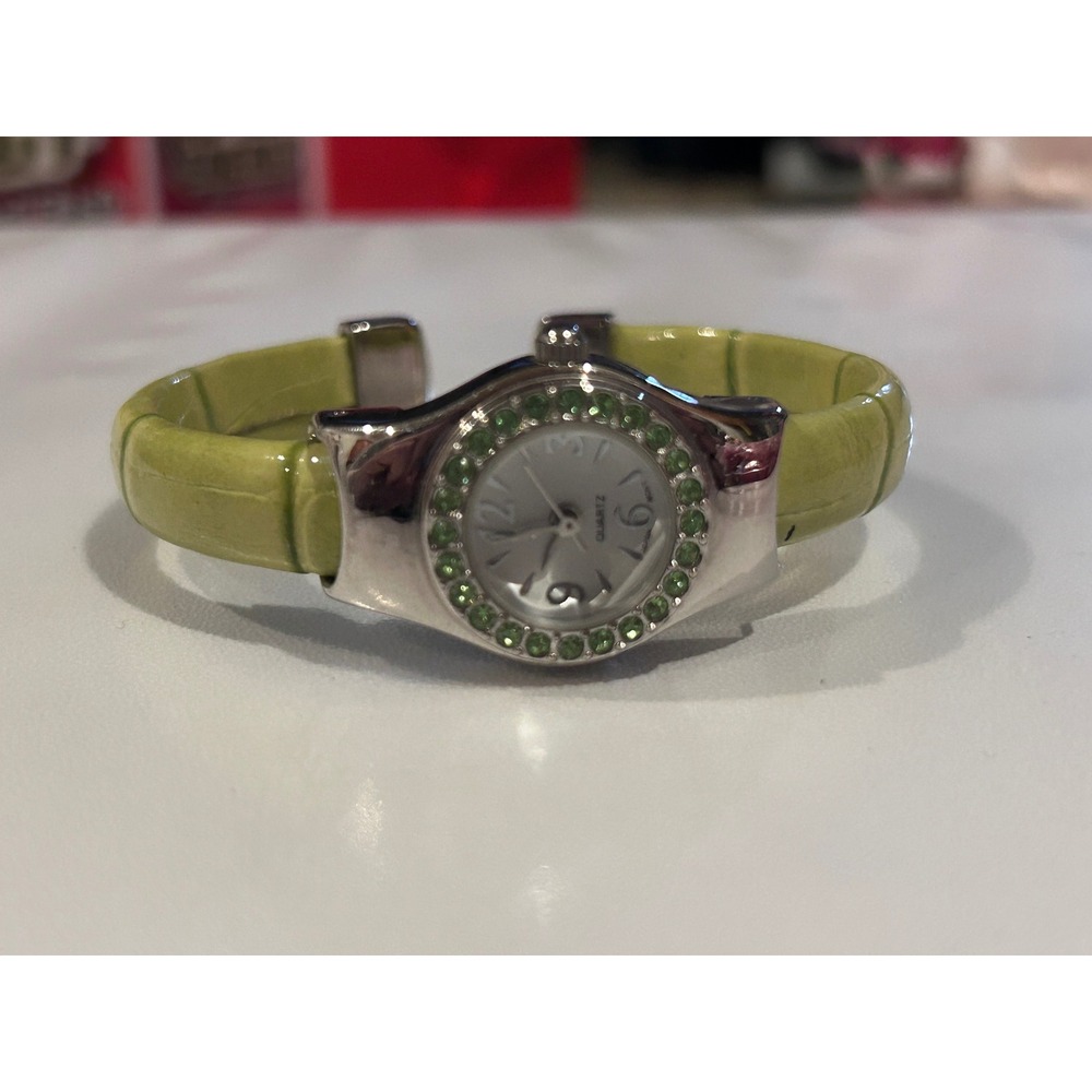 Quartz Cuff Bangle‎ Watch Women OS Lime Green Excellent Rhinestone Faux Croc Y2K
